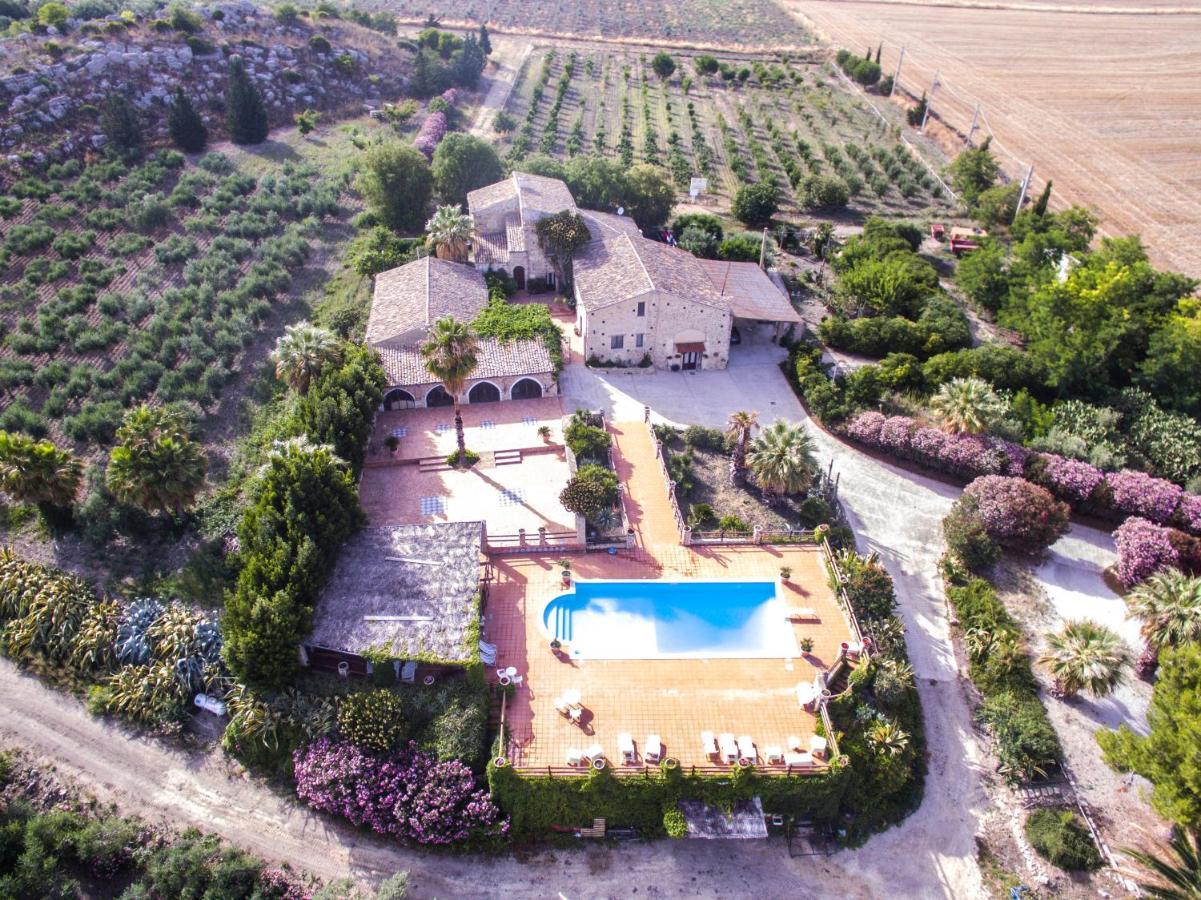 Agriturismo Baglio Lauria Campobello di Licata Luaran gambar