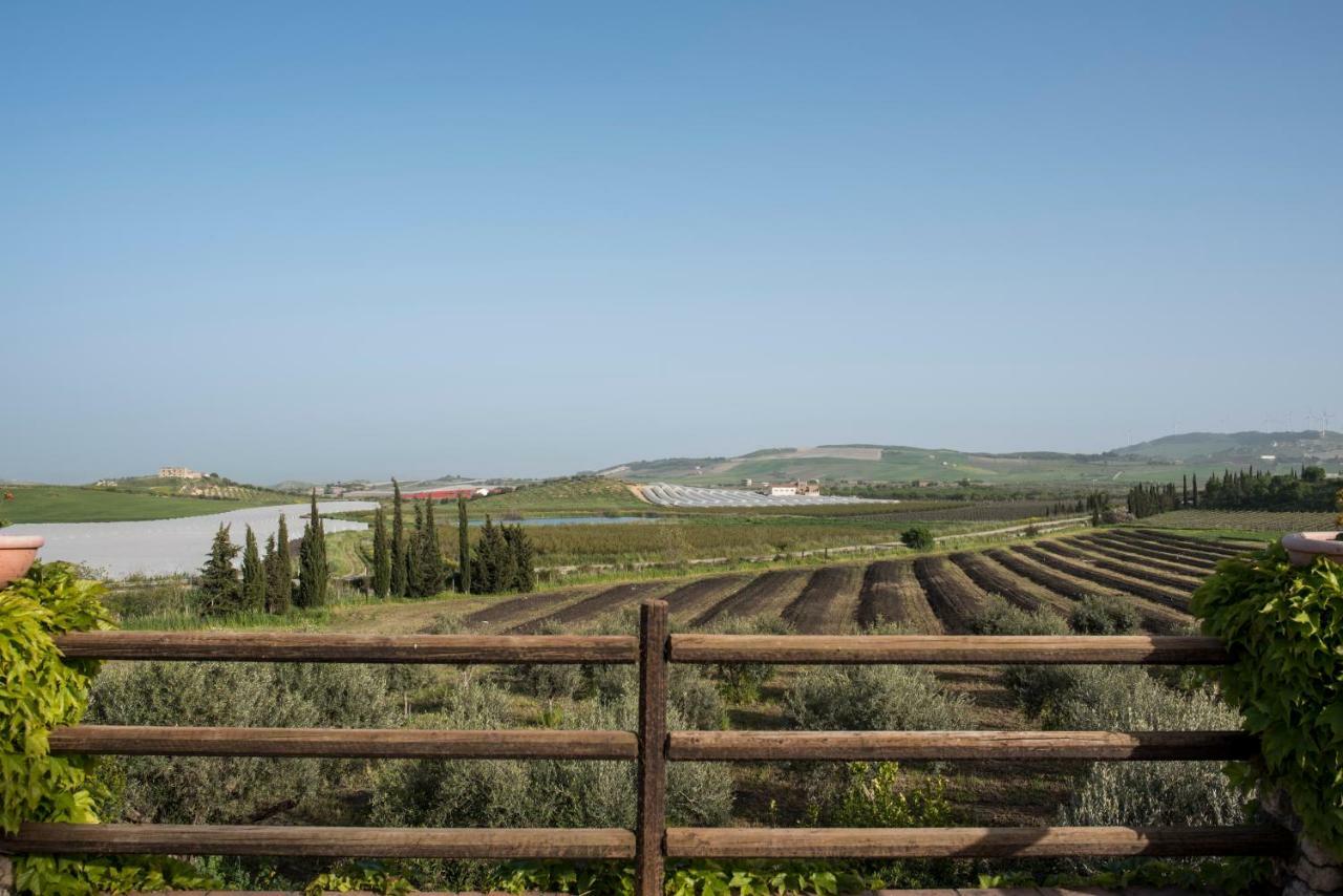 Agriturismo Baglio Lauria Campobello di Licata Luaran gambar